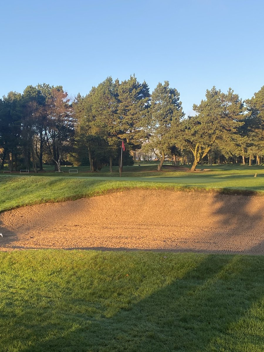 HalifaxWestEndG's tweet photo. Got the Monday morning blues???? Have a round at Halifax West End without the usual wi tee restrictions. FAIRWAY MATS NOT IN USE✅✅✅✅✅ https://t.co/IAM1ooqCDQ