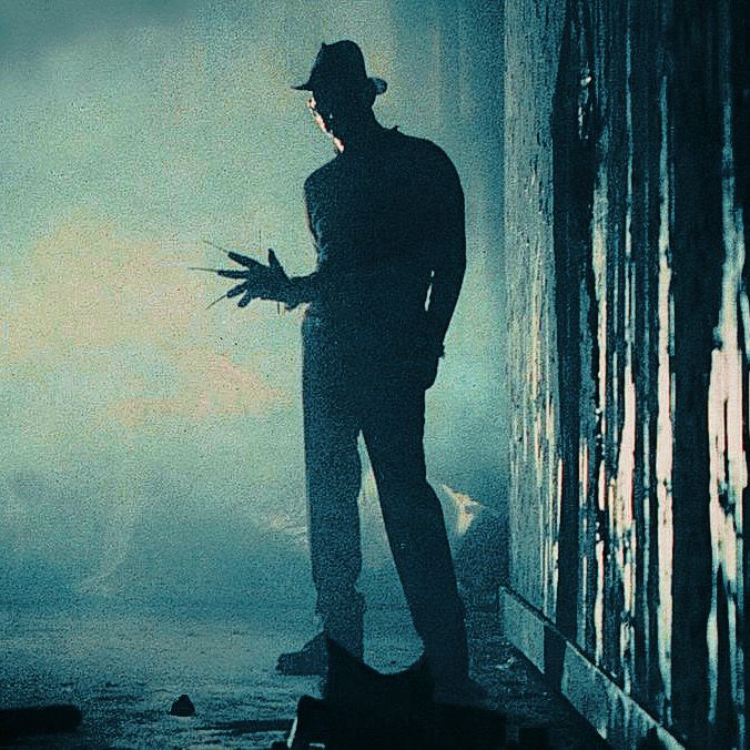 RetroAnalogEnt's tweet image. If they ever make a new Nightmare film they need 2 hire an actor with the same stature as @RobertBEnglund. Have Englund train him on how 2 move &amp;amp; make this new person up 2 look like Englund&apos;s Freddy. Have him do the Freddy voice &amp;amp; give us 1 sequence where he plays Old Man Freddy