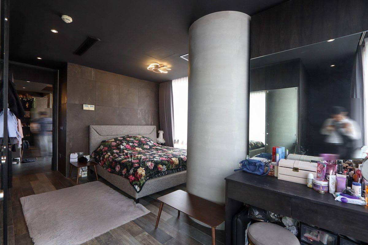 Hot Sale: Fully Furnished 2-Bedroom Unit of 172 Sq.m. Just for $250,000 at The Penthouse Residence - Phnom Penh Kh | +855-10-699-553 💬 Telegram: t.me/hoemseiha_era 💬 WhatsApp: wa.me/85510699553 💬 Line ID: hoemseiha 📧 Email: hoem.seiha@eracambodia.com