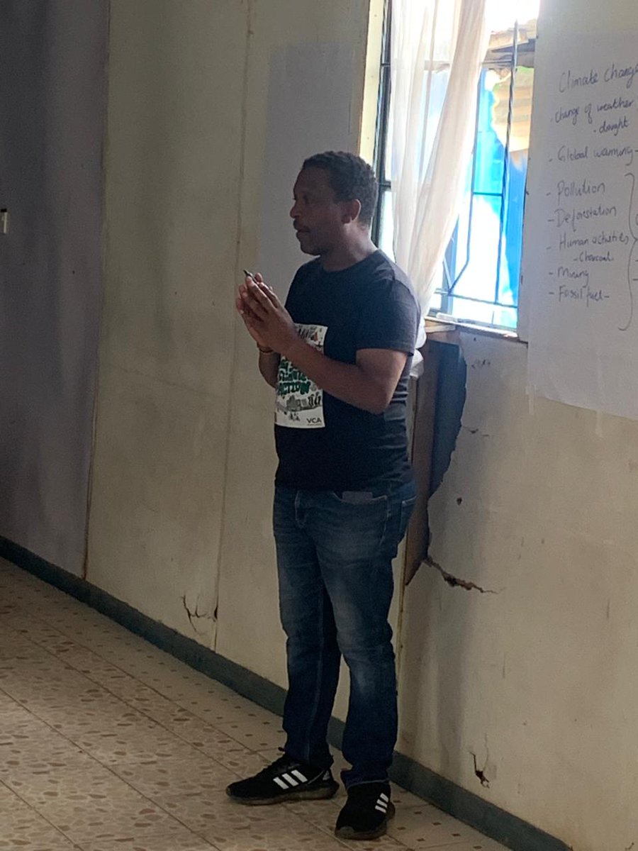 Kenya Institute of Puppet Theatre tweet media