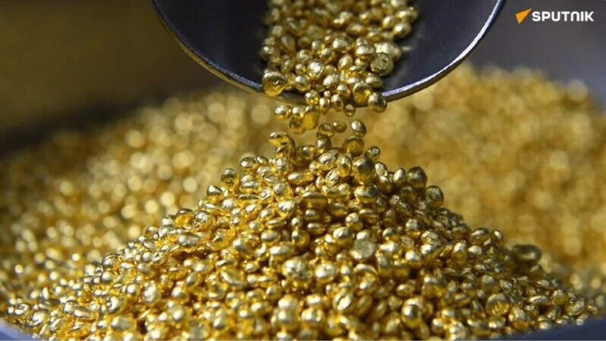 DiamondCityNews's tweet image. ઝિમ્બાબ્વેમાં અલરોસાને ૪૨ સોના અને હીરા શોધ લાઇસન્સ મળ્યા

DIAMOND CITY NEWS, SURAT

#alrosa #CatocaMine #DiamondCityNews #DIAMONDCITYNEWSPAPER #DiamondDeposits #DiamondIndustry #diamondmining #DIAMONDNEWS #GOLDMINING #PavelMarinychev #RoughDiamonds 

diamondcitynews.com/alrosa-secures…