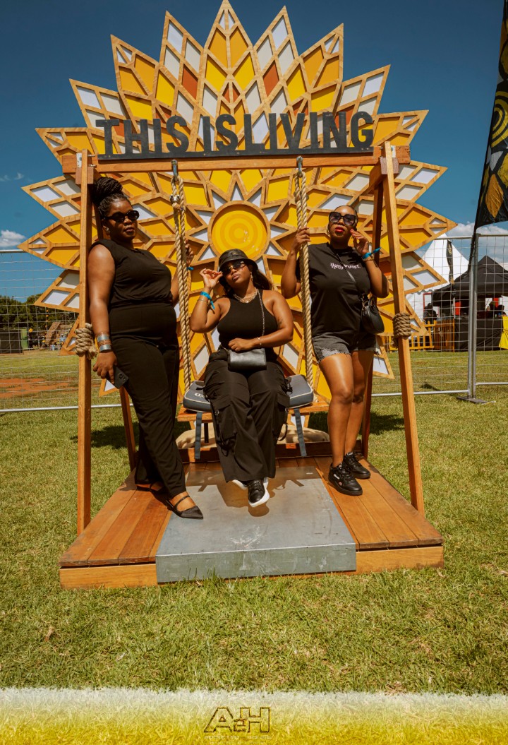 ZeedanM's tweet photo. The clock is ticking. The movement is growing. The streets are talking.
Secure your spot before it’s just a memory. 🖤
#A2HAllBlackAnnual2026 #WeGoAllBlack #Addicted2House https://t.co/B71NAbXRqq