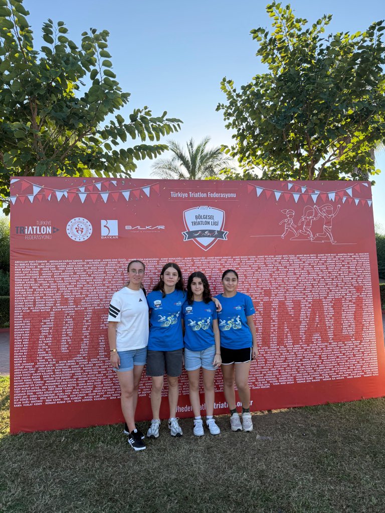 07-09 2025 tarihlerinde Antalya’da gerçekleştirilen Türkiye Triatlon yarışmasında 
Rize Gençlik ve Spor Triatlon Ekibi 
M1 kızlar kategorisinde Türkiye üçüncüsü  oldu.
