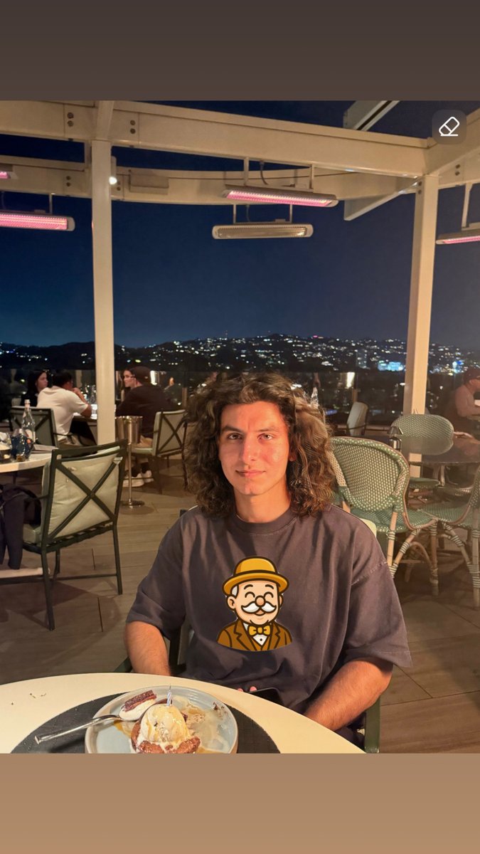 Mr Giver tweet media