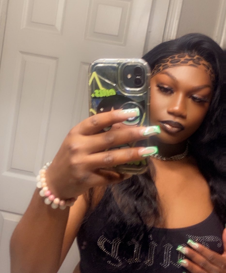 Savage 💦⚜️🐊