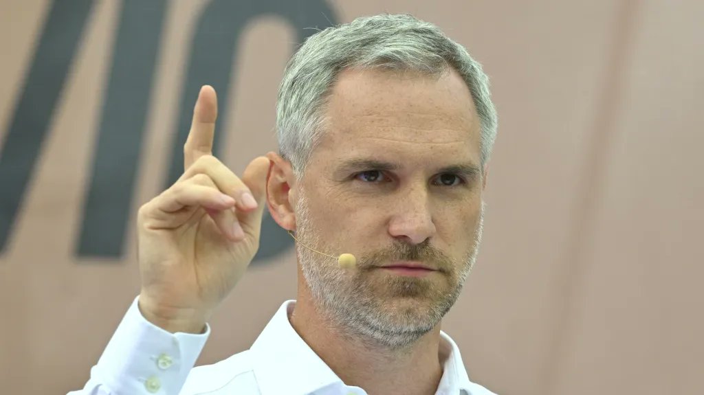 Pan úředník tweet media