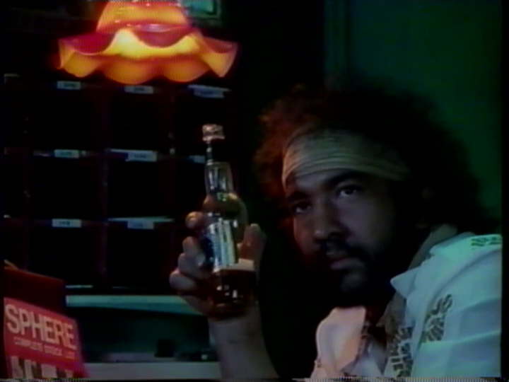 Le charismatique Seiji Matano est présent sur la trilogie Crime Hunter.
Respectivement comme Bruce dans le 1er (dispo' via <a href="/Roboto_films/">ROBOTO FILMS</a>), puis l'implacable Snake dans le 2nd pour finir sous forme de caméo' dans le dernier dans le rôle de BJ, le gérant d'hôtel miteux.