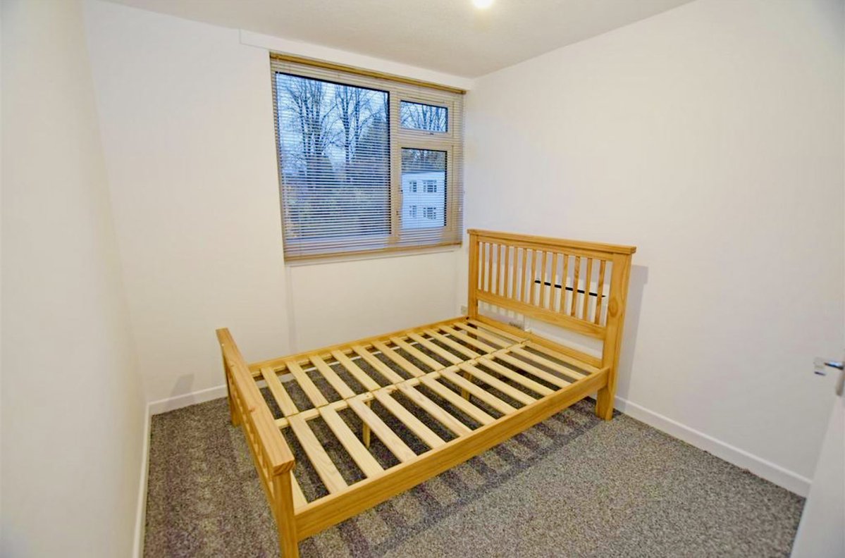 For Sale Situated in the heart of pretty Llanishen Village, this pleasant one-bedroom second-floor flat, view the full details on our website michaeljonesandco.com/properties-for… #ForSale #LlanishenCourt #Llanishen #Flat #Apartment #Cardiff