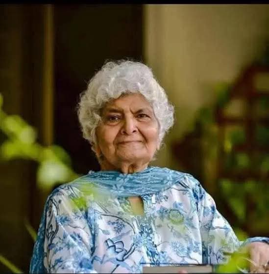 اِنَّالِلّٰہِ وَاِنَّااِلَیہِ رٰجِعُون
ڈاکٹر عارفہ سیدہ زہرہ بھی رخصت ہوئی ۔۔۔
رب العالمین آگے کی منزل آسان فرمائے آمین ثم آمین مغفرت فرمائے ثم آمین