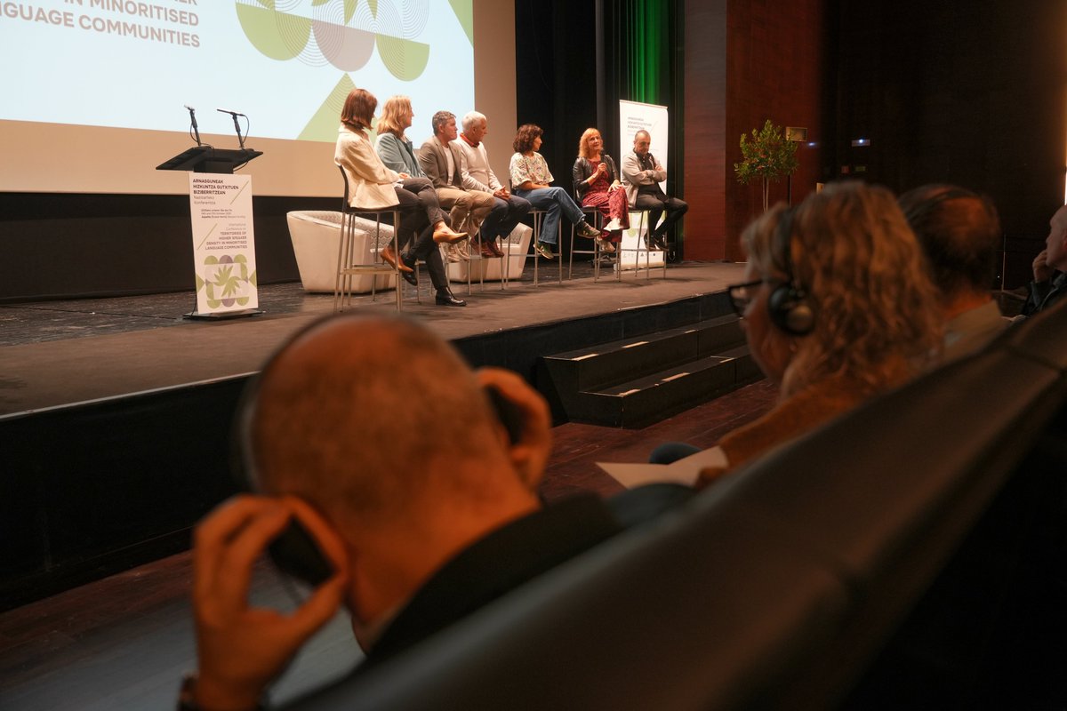 Recordings of all the presentations from the International Conference on Territories of Higher Speaker Density in Minoritised Language Communities, held in Azpeitia (Basque Country) on 16–17 October, are now available to view.
#Arnasguneak2025

[VIDEO]
vimeo.com/showcase/11965…