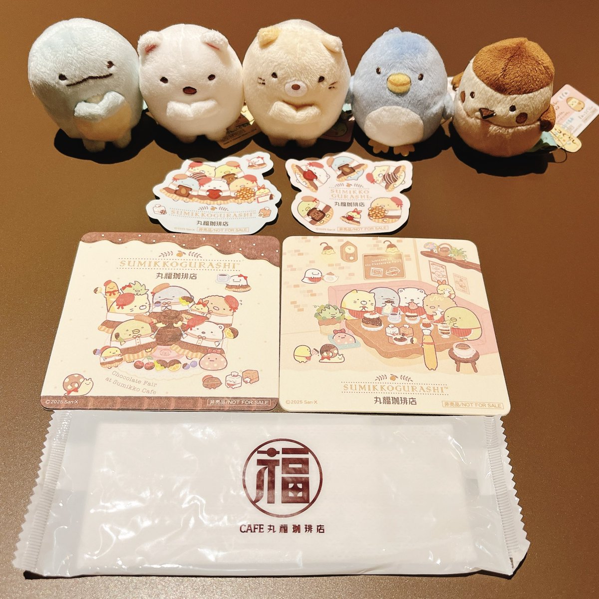 mama_gohan's tweet image. こんばんは🌇

丸福珈琲店×すみっコぐらしコラボフェア〜に行ってきました🥰

「喫茶すみっコでチョコレートフェア」
と謳われてるだけあって
チョコレートアイスと
ホットチョコレートが
とーっても美味しかったです🍫

#Sumikkogurashi  #丸福珈琲店 #ルクア
#おやつの時間 #スイーツ