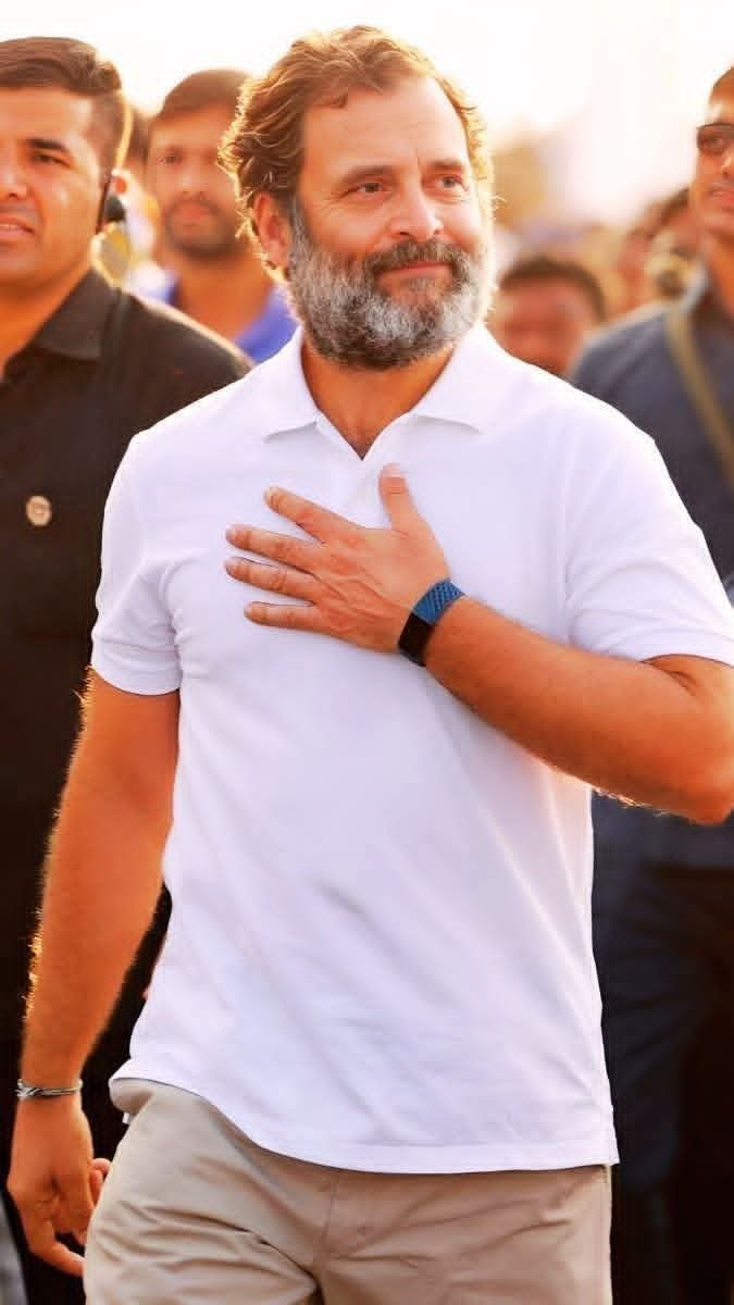 cong_senthamizh's tweet photo. தலைவா!
மண்ணோடு போகும் வரை! உன்னோடு நிற்பதே எங்கள் பெருமை!! https://t.co/gxi8469MgH