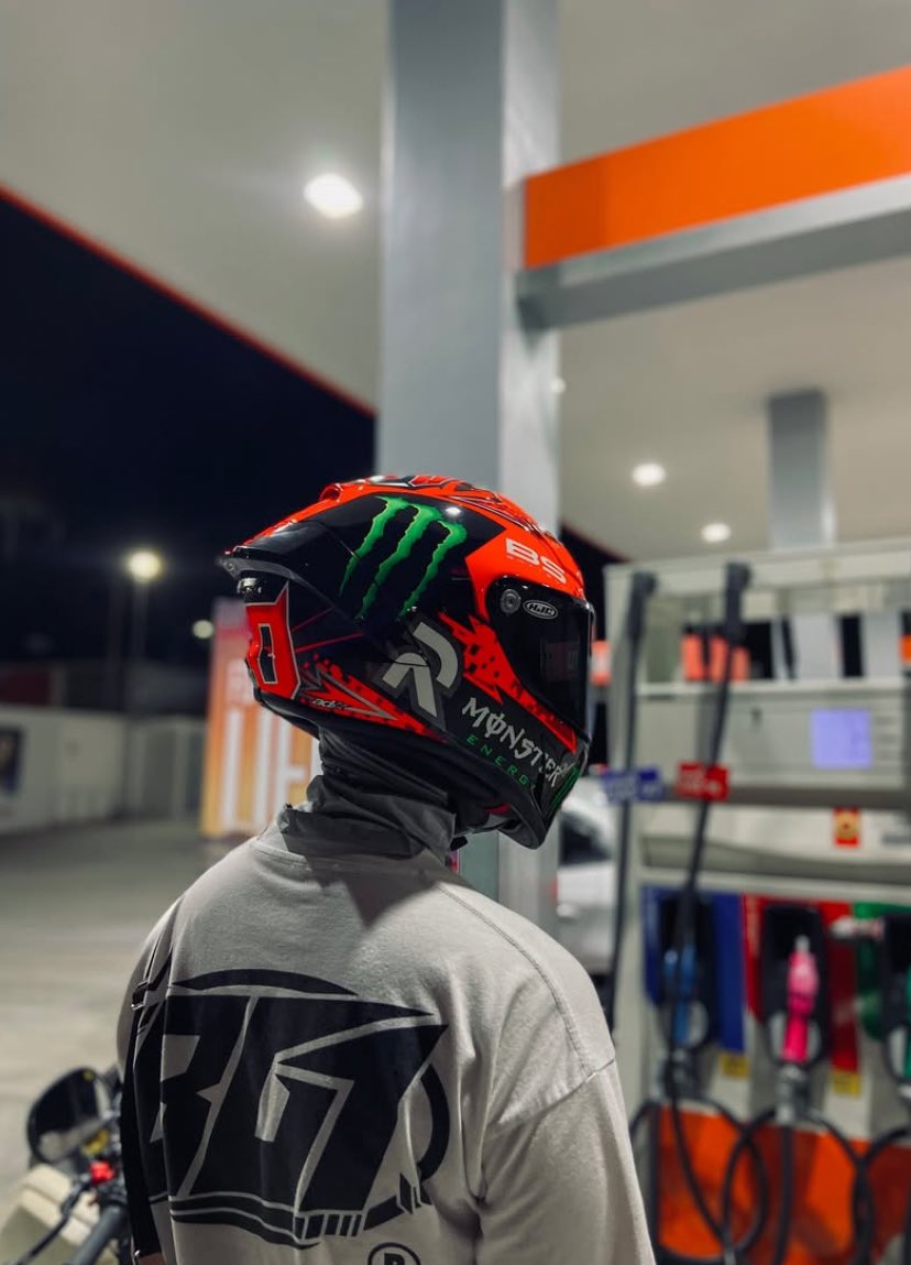 AntonDaAverage's tweet photo. Di napakali!!! Rpha 1 Quartararo!!!! https://t.co/c8IOwP50mx