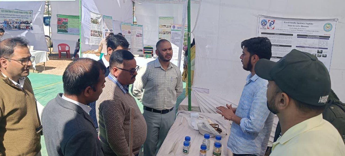 CSIRIIP's tweet image. राज्य स्थापना के रजत जयंती का समारोह 7 नवम्बर से 9 नवंबर तक इस वर्ष चंपावत में बहुत धूम धाम से बनाया गया।जिसमें भारतीय पेट्रोलियम संस्थान देहरादून की तरफ से भी प्रदर्शिनी लगाई गई। .