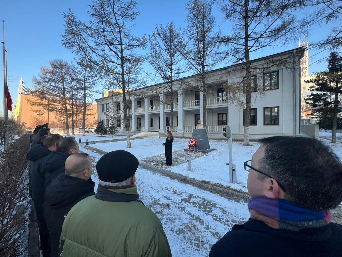 Cumhuriyetimizin kurucusu Büyük Önder Gazi Mustafa Kemal Atatürk’ün ebediyete intikalinin 87. yıldönümünde Büyükelçiliğimizde bir anma töreni düzenlenmiştir.