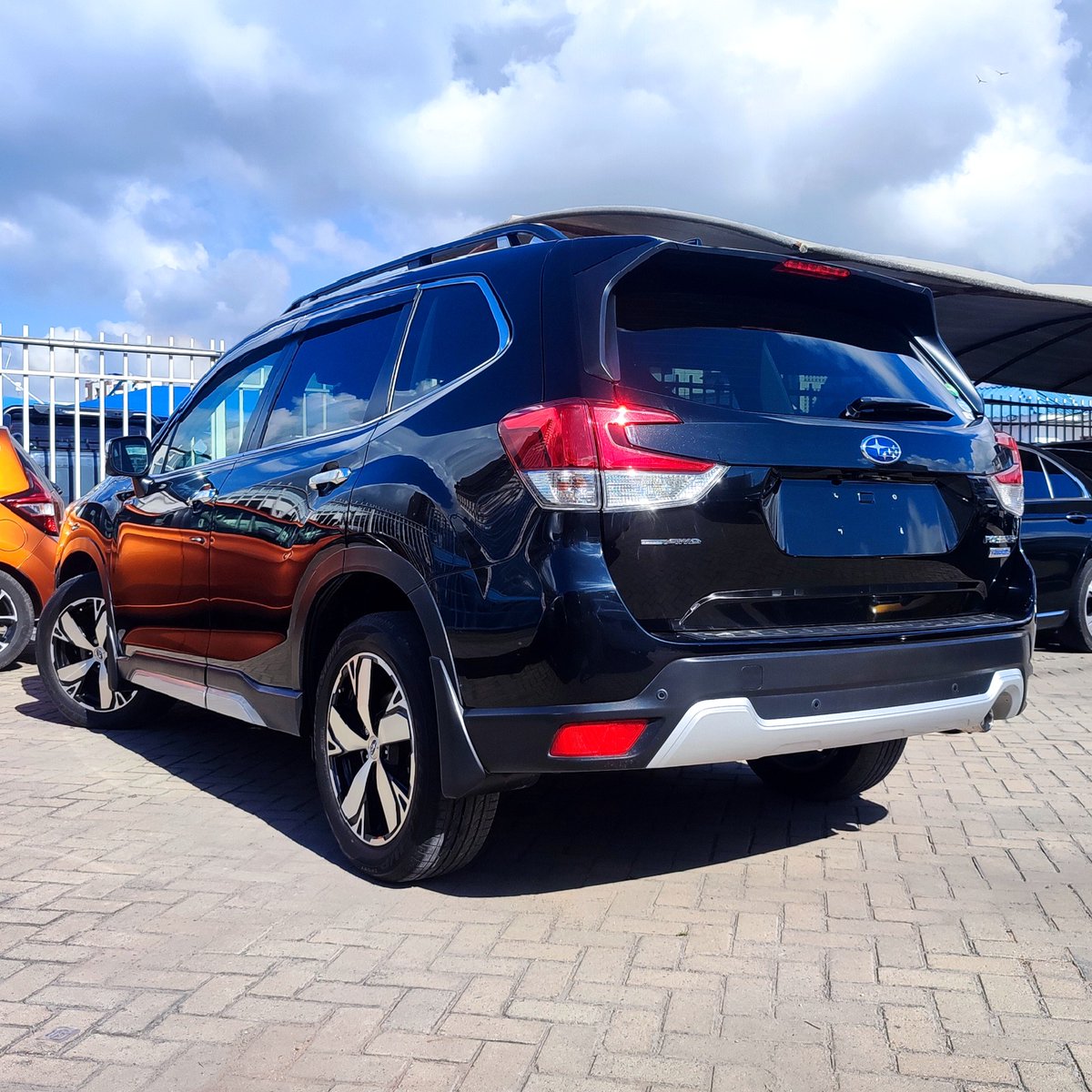 Halimaprinces's tweet image. *Subaru Forester Advance (e‑Boxer Hybrid)*
Year: 2018
Engine: 2000cc
Fuel: Petrol
Drive: AWD (All-Wheel Drive)
Colour: Black
Mileage: 37K Km
Transmission: Automatic
Registration: New
Location: Mombasa 
Price:4.4M 
+254706587898