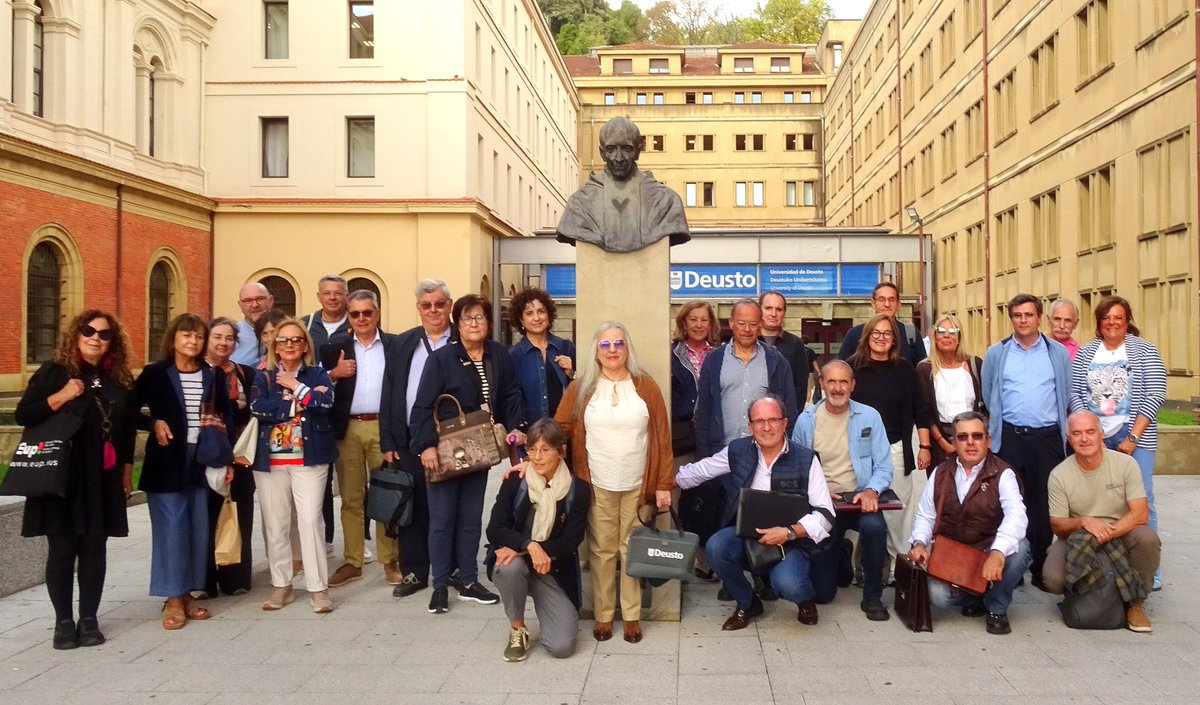 Inicia su andadura la nueva promoción del renovado título en Cultura y Sociedad de DeustoBide deusto.es/es/inicio/vive… a través de <a href="/deusto/">Universidad Deusto - Deustuko Unibertsitatea</a>