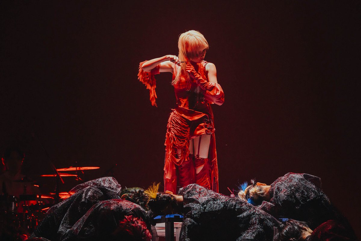 RRReol's tweet photo. ⠀ ⠀
2025.11.09
⠀ ⠀
Reol Oneman Live 美辞学
at 横浜アリーナ
⠀ ⠀ https://t.co/YiJodrZVCF