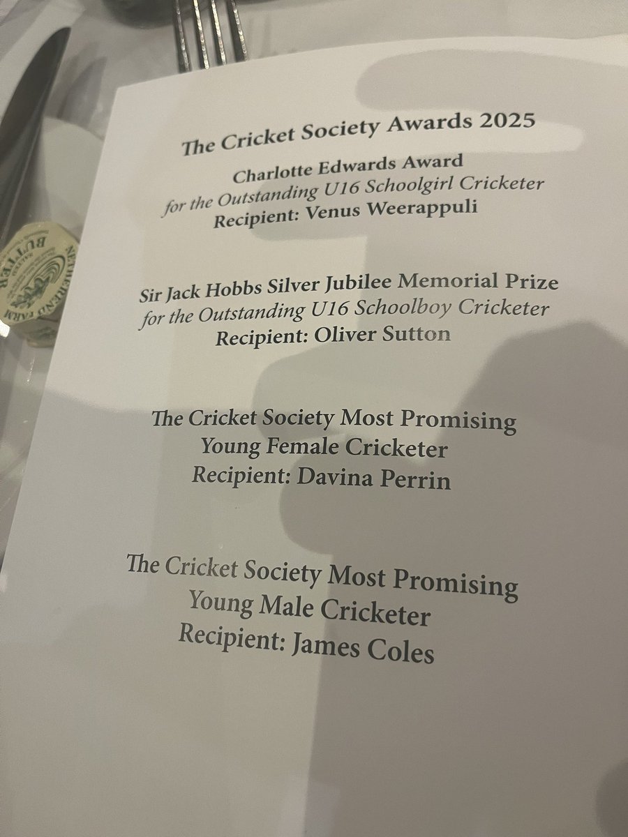 Toff_13's tweet photo. Whirlwind of a week last week with Oliver winning the @CricketSociety Schoolboy cricketer of the year. A reward for his dedication and commitment to cricket over the last 10 years. Very proud moment for the family. https://t.co/iUF6SjhUoN