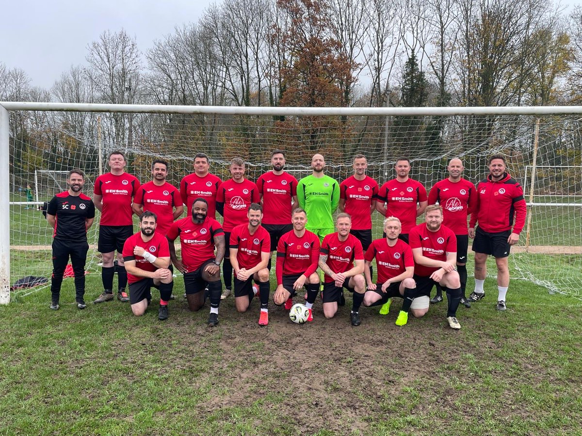 Knowle FC Vets tweet media