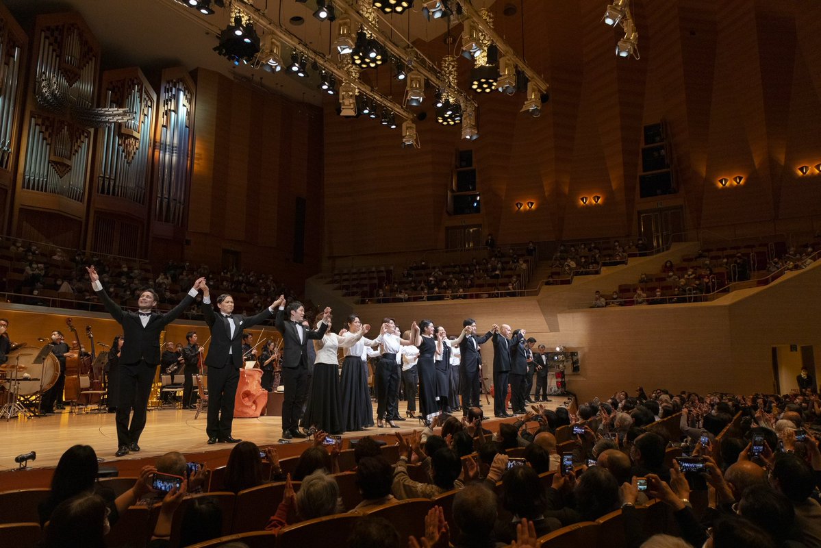 michiyoshi_web's tweet image. 【Youtube公開】
ミュージカルオペラ「A Way from Surrender 降福からの道」
youtu.be/Tz5ulLL9d90

【道義より】
皆さま！（こんな呼びかけ文は常日頃は書かないが今だけ書く）やっと出来た！
すべては瓢箪から駒！！書き始めたころには、世の中はこうなって無くて…
michiyoshi-inoue.com/2025/11/_a_way…