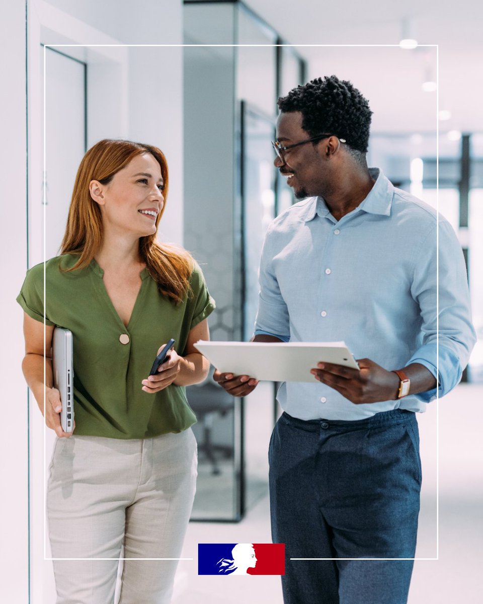 Jeunes_gouv's tweet photo. 🚀 Emploi des jeunes : nous vous aidons !

Pour aider les jeunes à trouver un emploi, l’État déploie plusieurs dispositifs :

🔹 1 jeune, 1 solution : +3 millions de jeunes accompagnés depuis 2020
🔹 Contrat d’engagement jeune : jusqu’à 500€ d'aide par mois
🔹 Service civique et alternance : leviers d’insertion efficaces
🔹 1 élève, 1 stage pour trouver son stage de 4e, 3e , et 2de générale et technologique

💡 Objectif : qualification, accompagnement et emploi durable pour tous !

Plus d’infos 👉 https://t.co/vRW34Je5bA