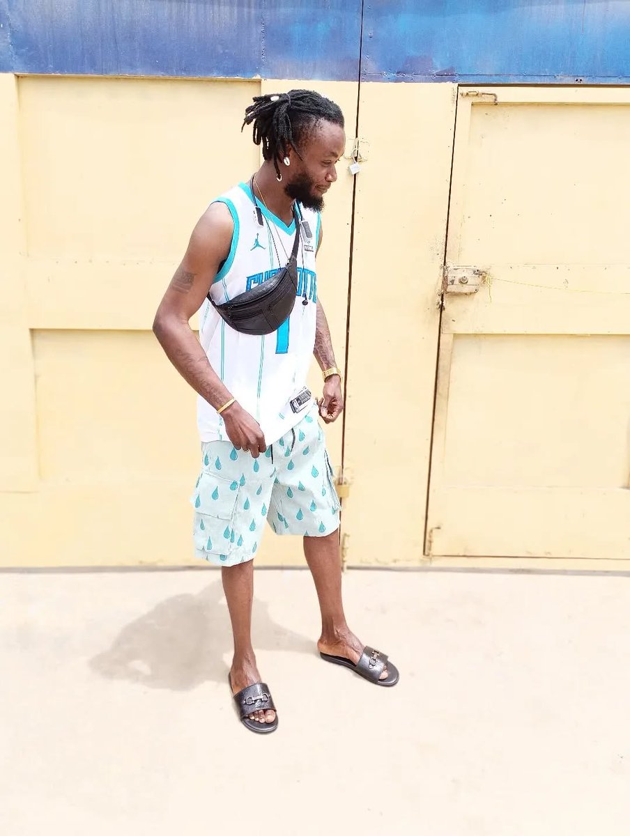 BioPastor's tweet image. Nos estamos preparando para la llegada de Leo Messi a Angola.