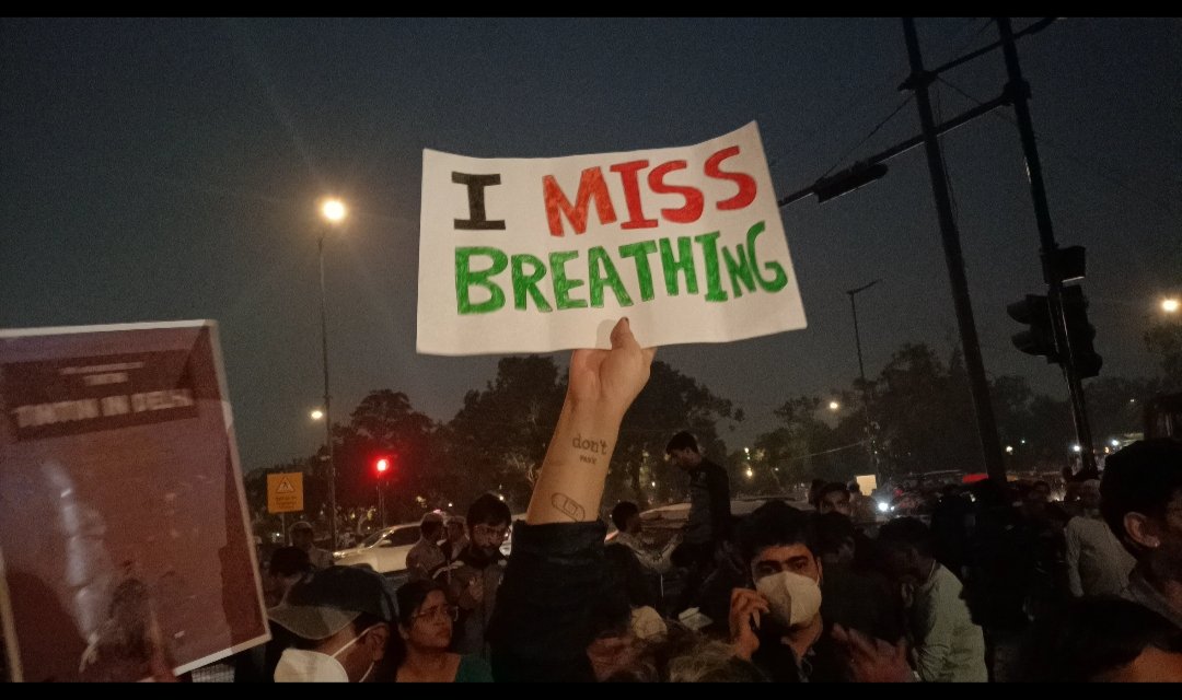 mona_mehra9's tweet photo. Pollution in Delhi is choking us.This isn’t just bad air — it’s the price of endless commercialization.
Clean air is our right. 
@BhavreenMK @Warriormomsin #DelhiPollution https://t.co/j0THg9KQrl