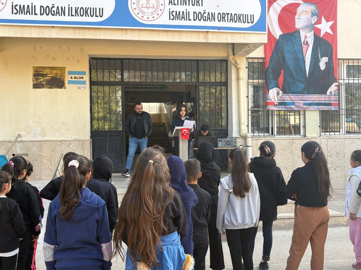AltinyurtO's tweet photo. Saygı, minnet ve özlemle...
@Gaziantep_MEM 
@Oguzeli_mem https://t.co/genNvqA9PM