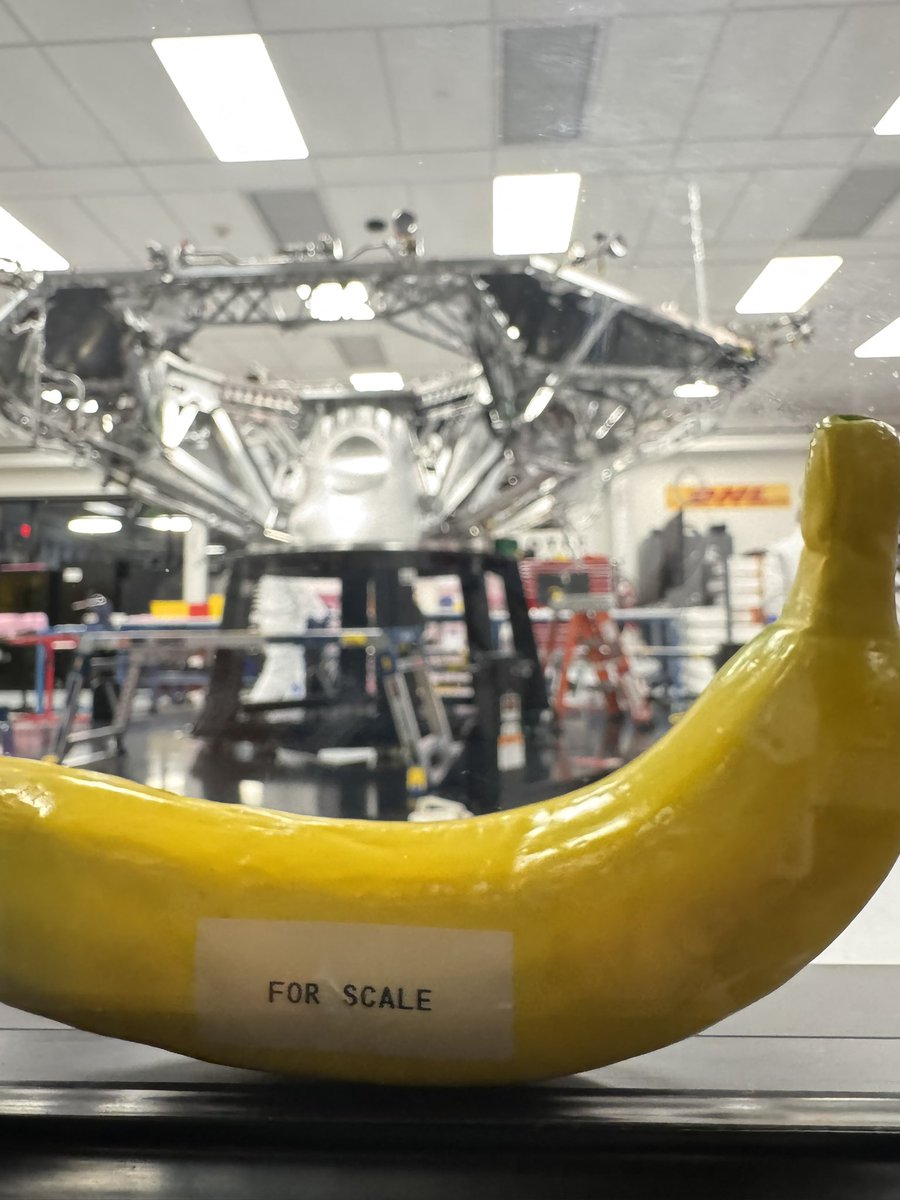 Spaceboffins's tweet image. We had a lot of fun recording @astrobotic in Pittsburgh for our latest podcast and seeing their new Griffin lunar lander take shape. Quite a sense of humour too… #space #lunar #bananaforscale