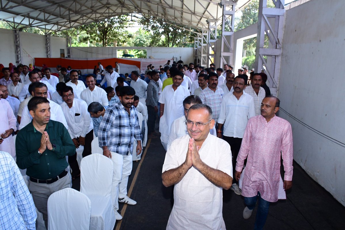 SSKharaBJP's tweet image. कल बेंगलुरु के हीरा फार्म हाउस, यलहंका में राजस्थान राजपूत परिषद, कर्नाटका द्वारा आयोजित दीपावली स्नेह मिलन एवं 12वां वार्षिकोत्सव कार्यक्रम में उपस्थित हुआ।