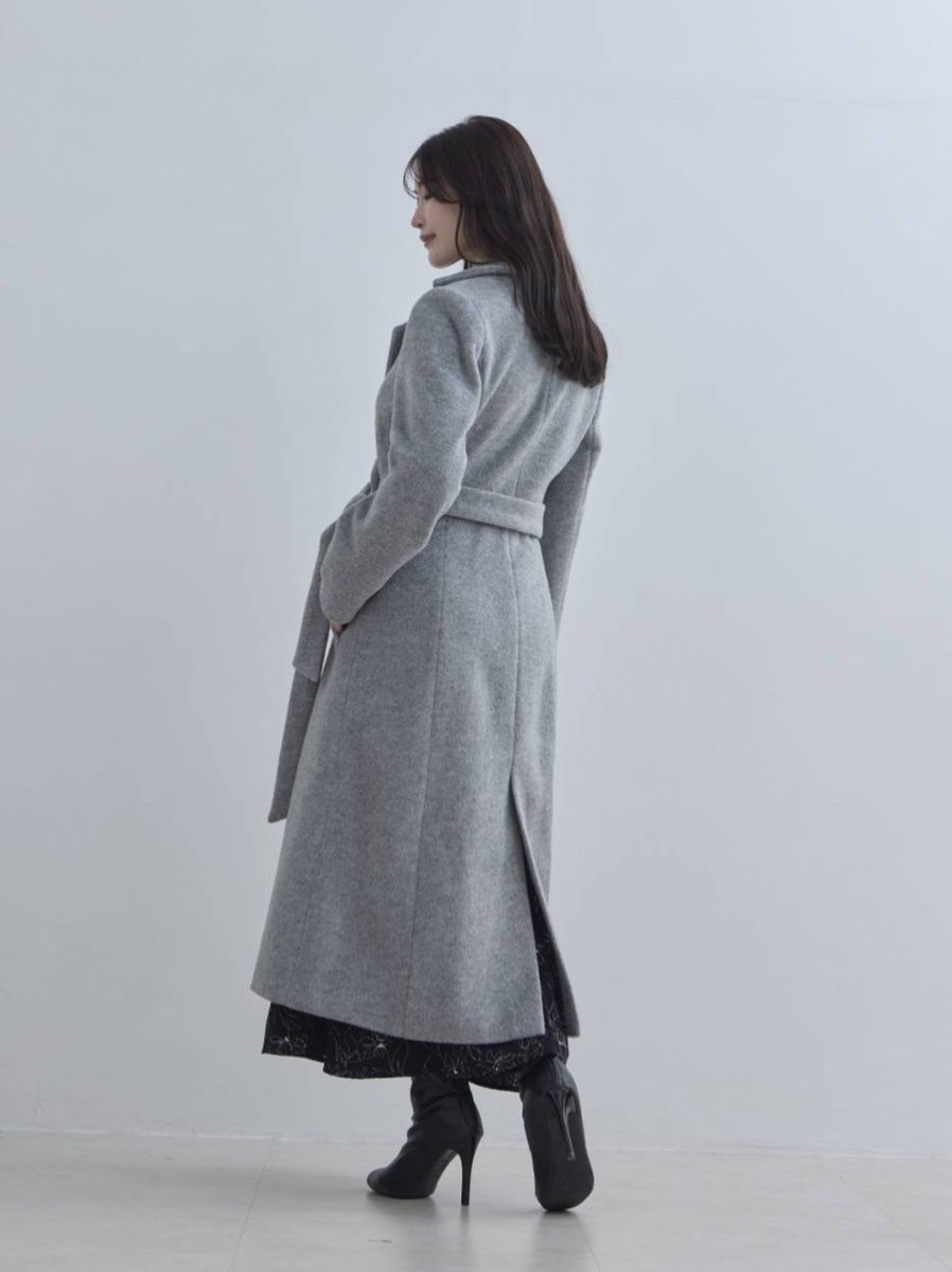 over E 理想のチェスターコート 25AW：オフホワイト 理想のチェスターコート 25AW：オフホワイト│胸が大きな女性のための