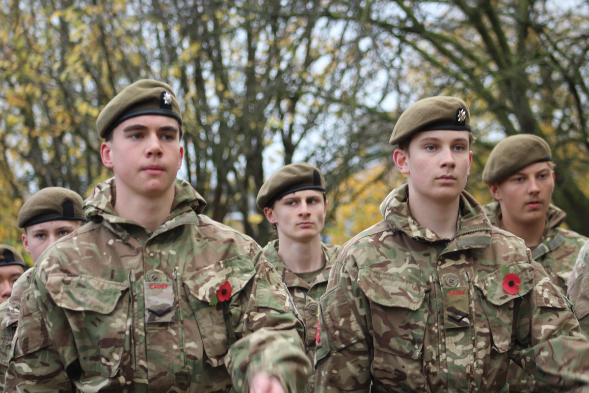 CharnwoodBC's tweet image. Charnwood paid tribute to fallen heroes on Remembrance Sunday in events in Loughborough and throughout the borough.

Read more 👉charnwood.gov.uk/news/2025/11/0…

We will remember them 🌹