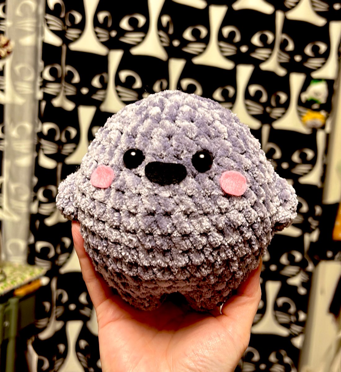 こちらの編み図を使用させていただき、サーキュラーちゃんを編みました！！
DMCの糸使用。
ドイツ館入れずでお迎えできかったので嬉しい✨✨
ありがとうございます！！