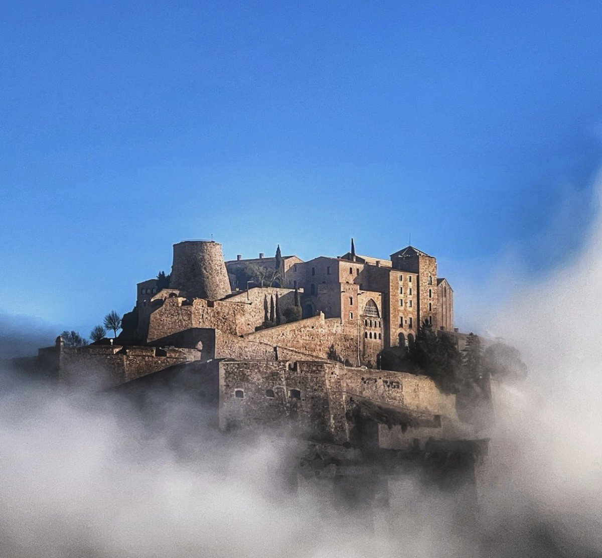 💪 El Bages és la comarca de Barcelona on més creix el turisme a l’estiu  👉regio7.cat/economia/2025/… a través de <a href="/diariRegio7/">Regió7.cat</a>