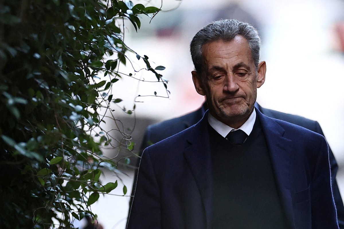 Le Parisien tweet media