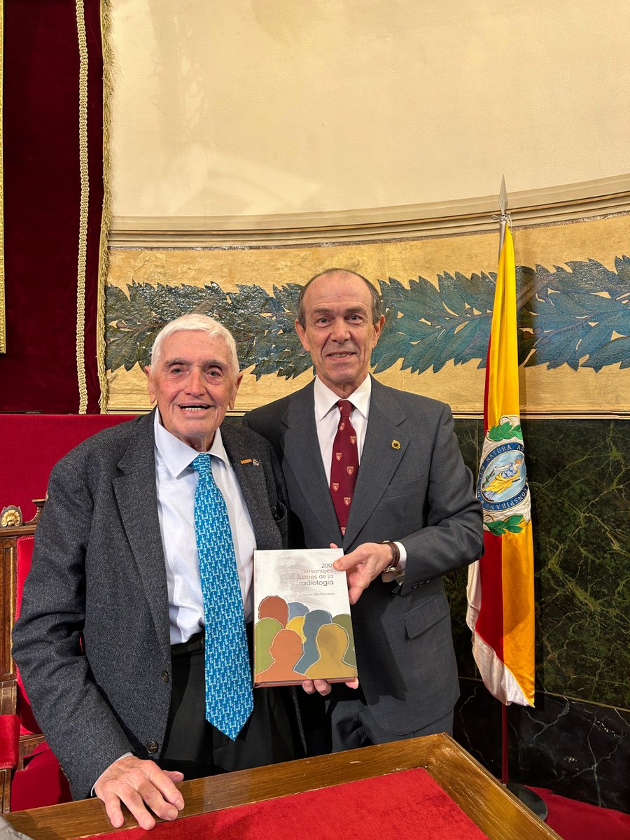 Día Internacional de la Radiologia de la Radiología en Madrid

El Dr Luis Ros junto al Dr César Pedrosa, gran maestro de la radiología española, haciéndole entrega de un ejemplar del libro "200 Personajes Ilustres de la Radiología"