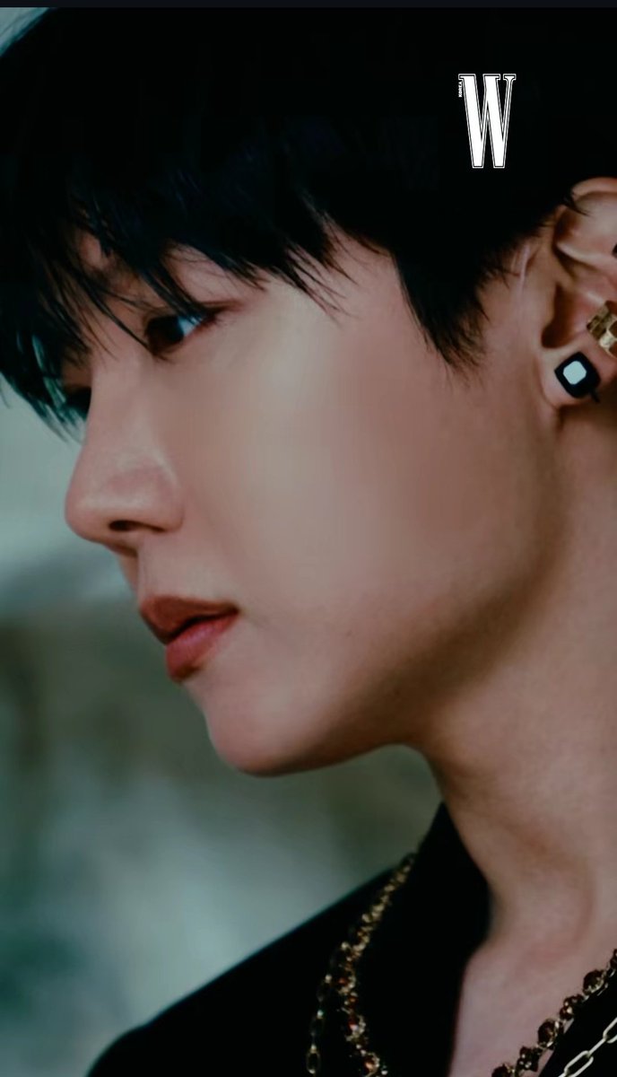Yamagu_Napo's tweet photo. メイクしっかりj-hope❤️‍🔥結構大好きです😍

I vote #jhope for #2025MAMAVOTE https://t.co/z3ckNFg1TJ