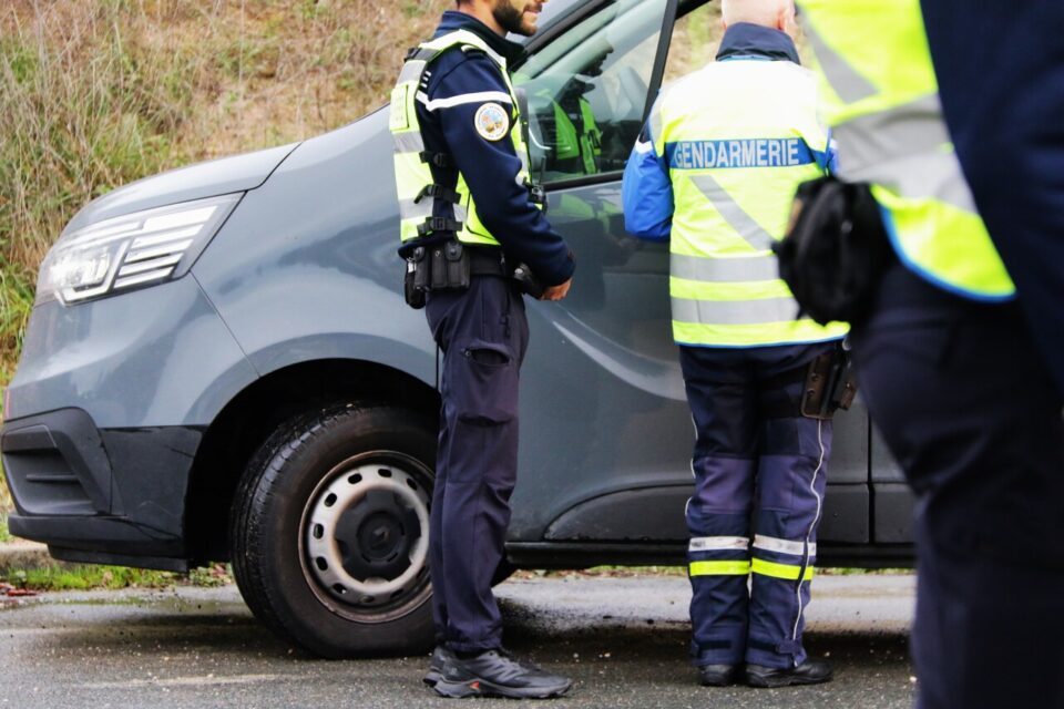 "1 400 permis de conduire retirés" : gendarmes et policiers sans pitié sur les routes du Rhône et de la métropole de Lyon
l.actu.fr/N0XO