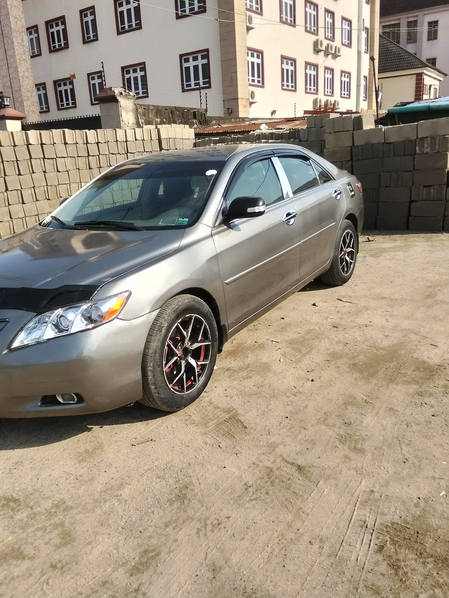 OlaAkanni7's tweet photo. @Carsnationn Toyota Camry 2007 model
Automatic drive
Good engine performance 
Working AC 
Clean interior 
Clean first body
Good tyres with alloy wheels
For Necessary info pls call /WhatsApp 07062961668 https://t.co/UgwZVpDNr5