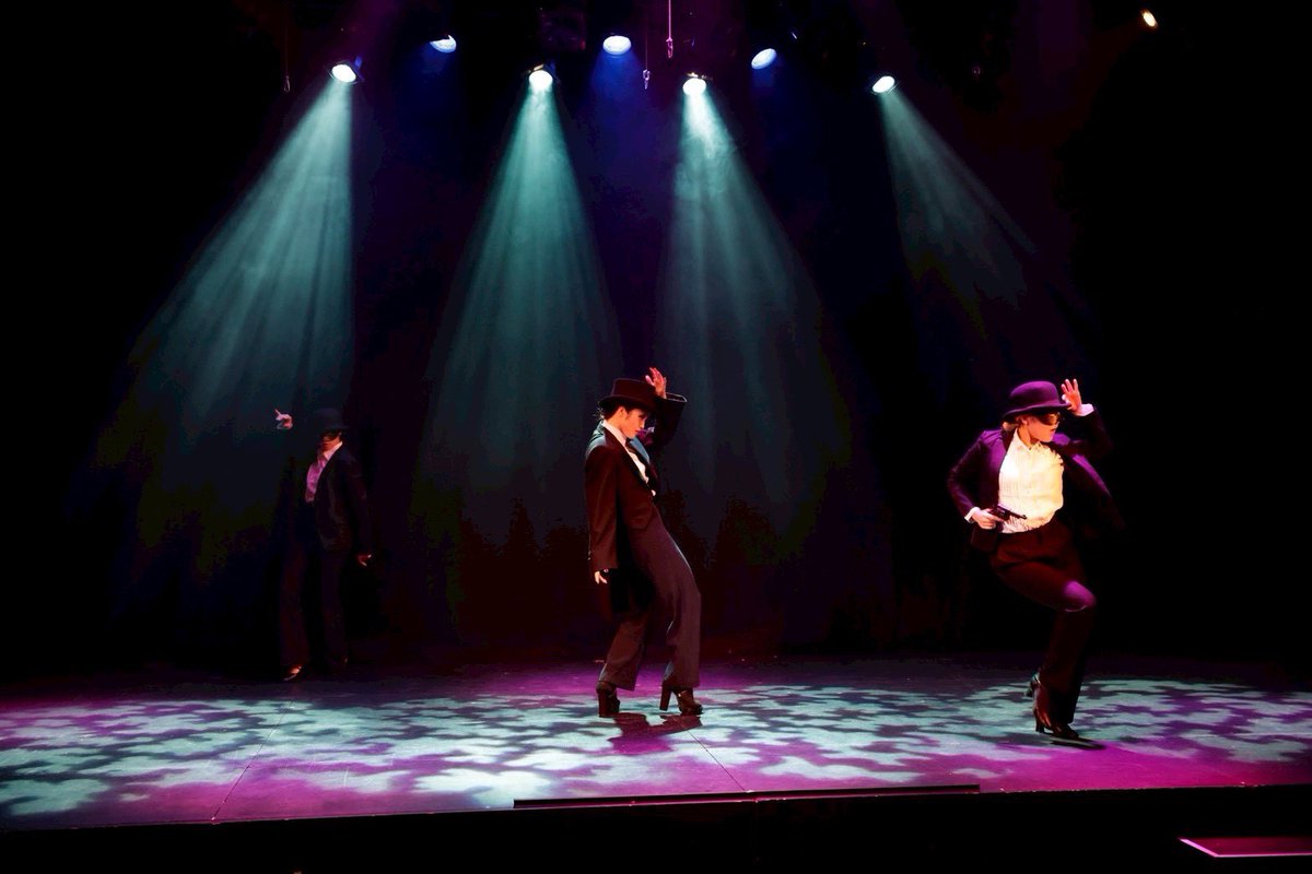 #幻想奇術空間シンビーボックス 

第2回公演
『～浅草奇譚～ 夜ごといざなう偽りの月よ』

終演！
ありがとうございました😊

#夜ごと
#シンビーボックス

photo byタマイシンゴ