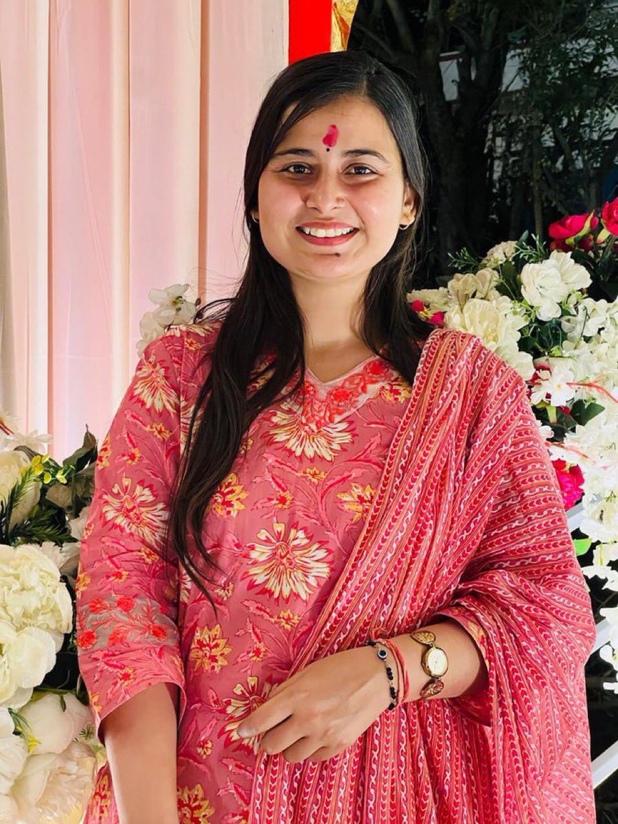 जन्मदिन की हार्दिक शुभकामनाएं बहन <a href="/AnjuJhang/">Anju choudhary</a> 🙏🙏
एक दिन देरी के लिए माफी चाहते हैं🙏🙏