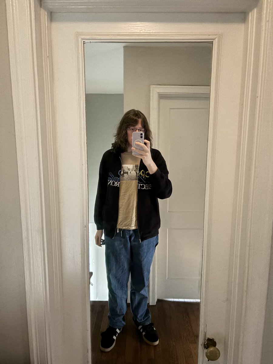 L-LL-LL41119000 tweet media