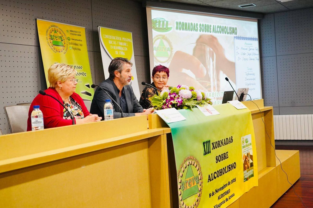 Caarfe_'s tweet image. Cerramos con éxito las XIII Xornadas sobre Alcoholismo en Vilagarcía de Arousa 💜
Gracias a AREVA y a todas las personas que compartieron reflexión, fuerza y esperanza.
Seguimos construyendo caminos de rehabilitación y apoyo 💪
#CAARFE #AREVA #SaludMental