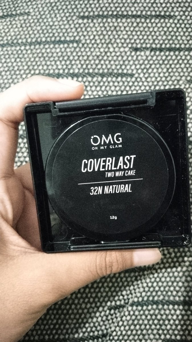 cikoroooo's tweet photo. WTS preloved makeup TWC two way cake OMG yang shade 32N naturall, minuss gaada kardusnya, plastik pembatas spons sama bedaknya, sponsnya udah kotor karena kmaren nyoba swatchh, plisss dibelii aku jual 20 rb ajaa, pengiriman dari kota malang yess🫰
#wts #wtb https://t.co/dqRgb0SUKM