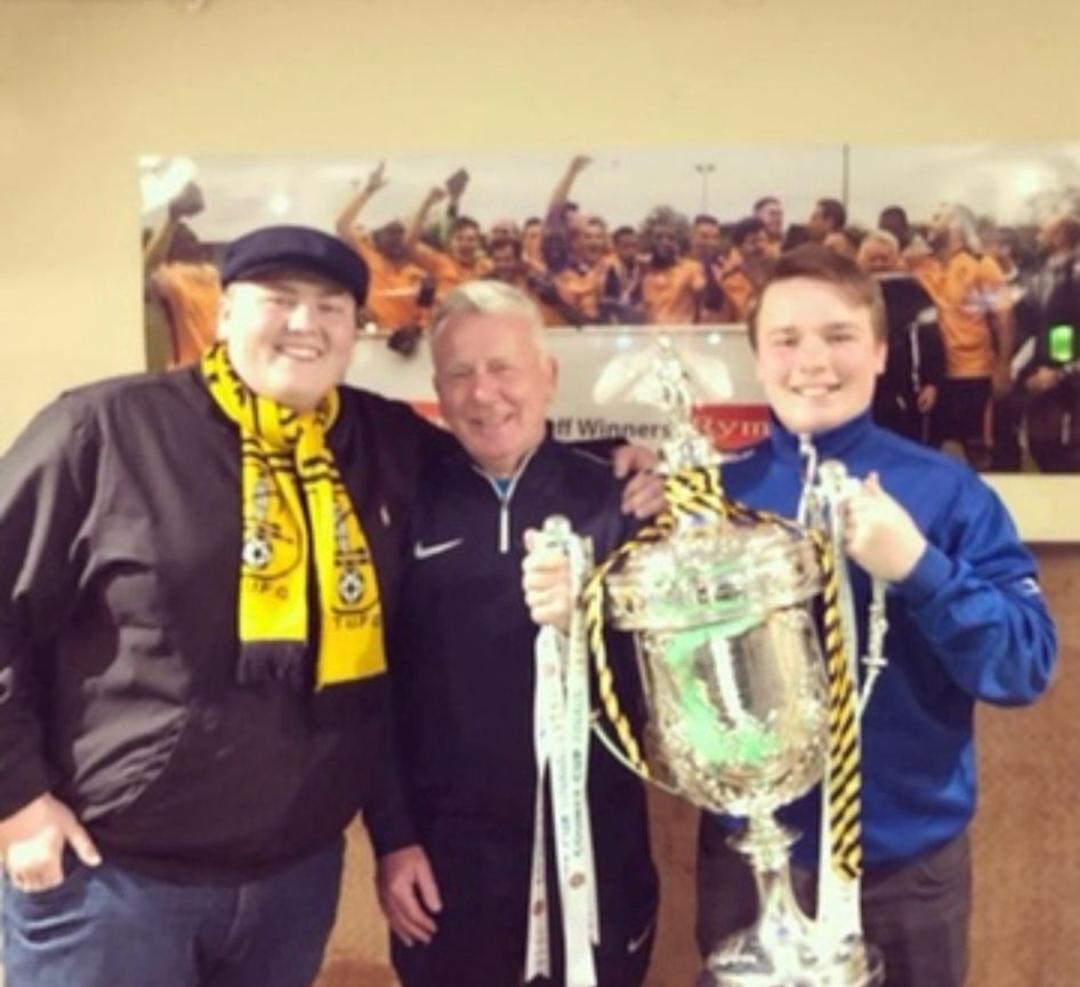 East Thurrock Community Football Club tweet media