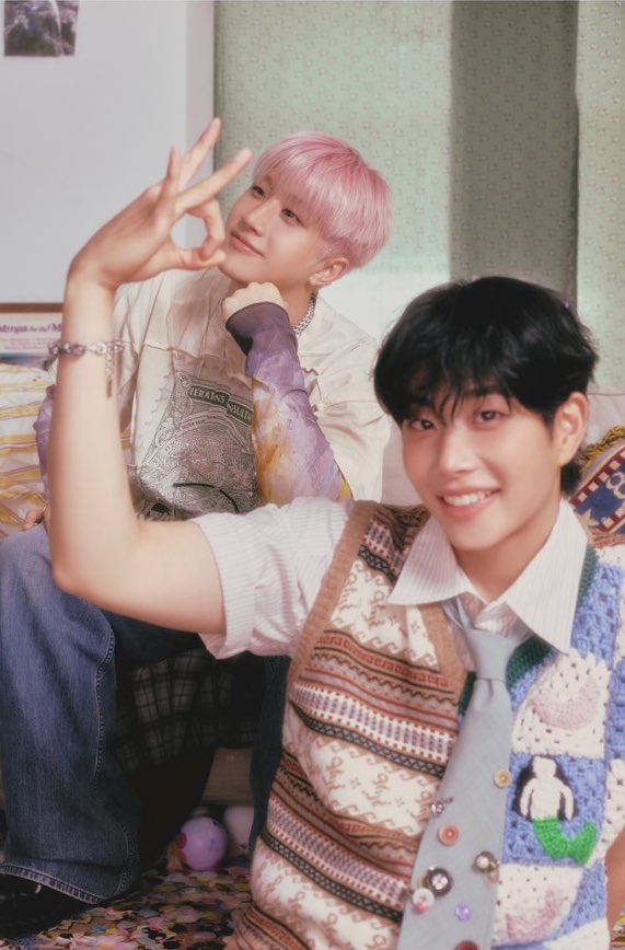 astro_mns2's tweet photo. 11月24日ZOONIZINI 1st MINI ALBUM「DICE」サイン会1部

遅くなりましたが、撮影協力してくれる方探してます✩.*˚気軽にお声掛けしてくれたら嬉しいです😌😌

12:10分集合1部になります。

#ジュニジニ #ZOONIZINI #MJ #JINJIN https://t.co/05u6gZSBWZ