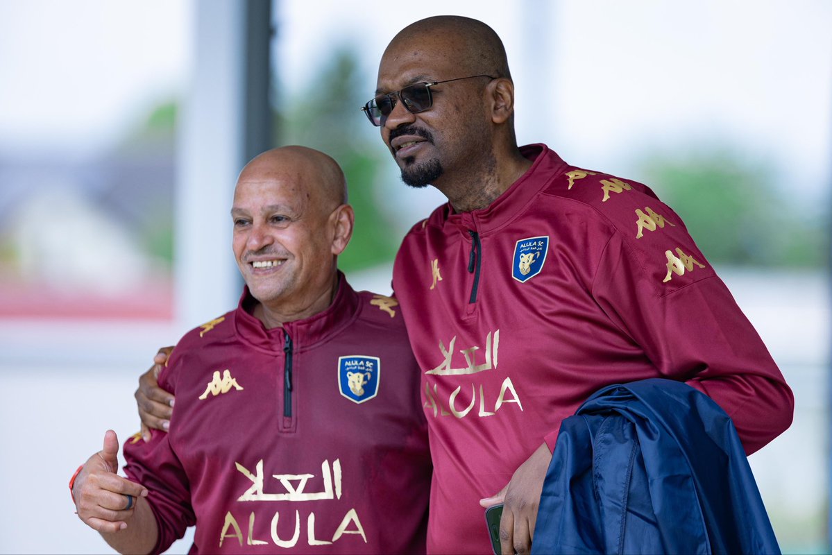 شكرآ لشركة نادي العلا ممثلًا برئيسه الأستاذ /
 زياد السحيباني 
والرئيس التنفيذي 
الأستاذ/ وليد معاذ،
 ولكل من الجهاز الفني والإداري ولاخواني اللاعبين نجوم العلا . ولكافه منسوبي شركه نادي العلا ، اعجز ان أعبر عما في نفسي من محبه لكم ❤️🙏🏼
<a href="/AlUlaclub/">نادي العلا | AlUla Club</a> <a href="/WaleedMuath/">وليد عبدالرزاق معاذ</a>