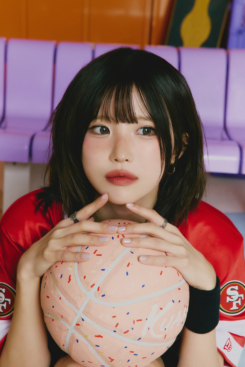 fromis_9 (프로미스나인)
2026 SEASON’S GREETINGS [ENERGY LOOP]

❤️ bit.ly/3Li86o9
🖤 ~ 11.16 (SUN) 23:59 (KST)

#fromis_9 #프로미스나인 
#송하영 #하영
#SONGHAYOUNG
#ENERGY_LOOP