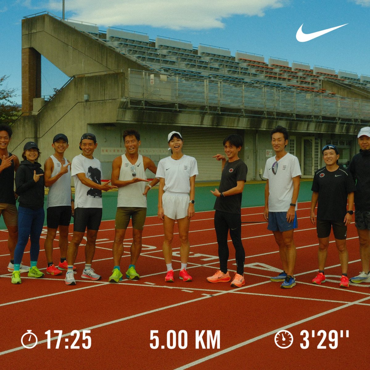 ha__run__na's tweet photo. たくさん走った11月はじめ🍂

11/1 : 皇居5K(3'38/k)+25K(5'48/k)
11/2 : 皇居15K B-up(4'10-4'00-3'50) + 10K(5'00/k)
11/3 : キッズラン + 5000mPR 17'25(3'29/k) https://t.co/oe6RiCITsQ